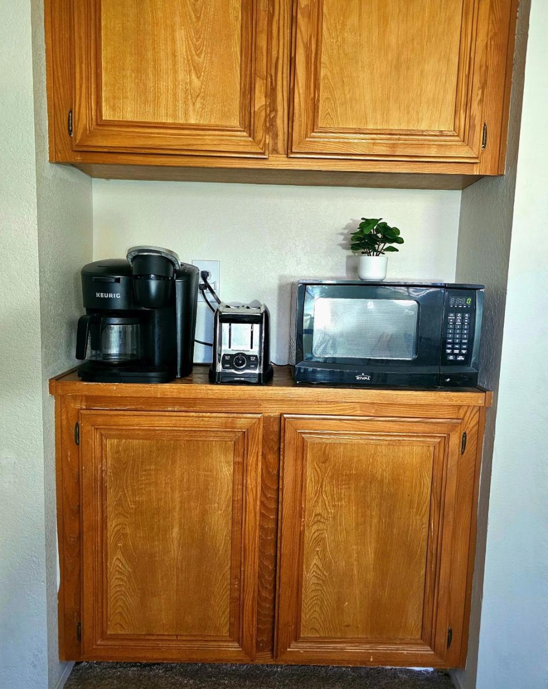 Nice Private Room In A House Close To Red Rock & Las Vegas Strip ラスベガス エクステリア 写真