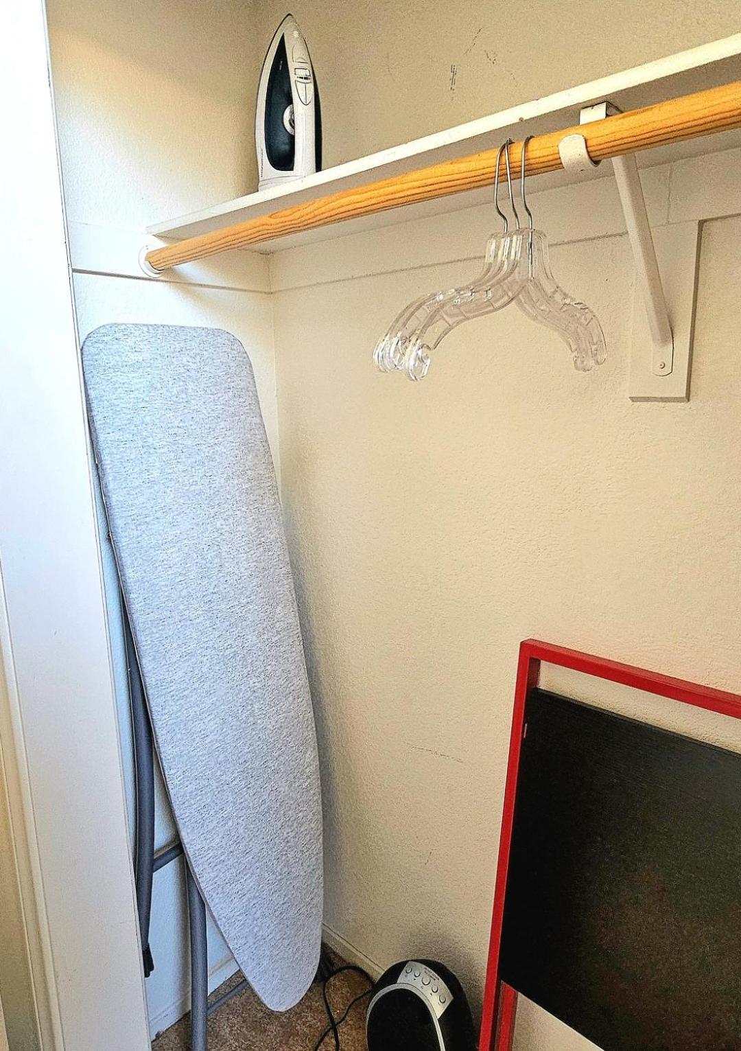 Nice Private Room In A House Close To Red Rock & Las Vegas Strip ラスベガス エクステリア 写真