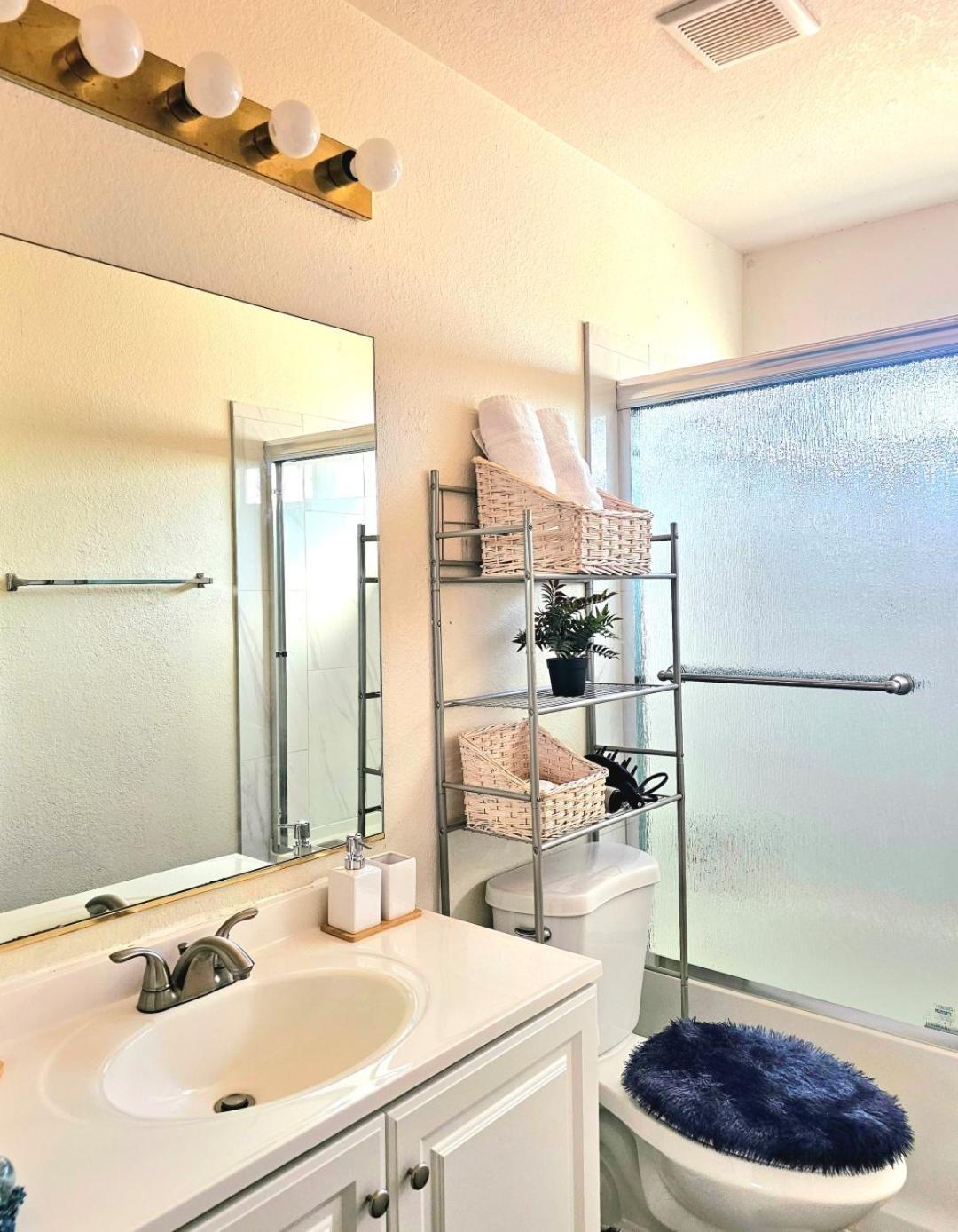 Nice Private Room In A House Close To Red Rock & Las Vegas Strip ラスベガス エクステリア 写真